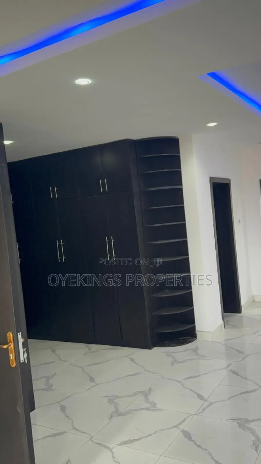 5bdrm Duplex in Malami, Akala Express for sale in Akala Express