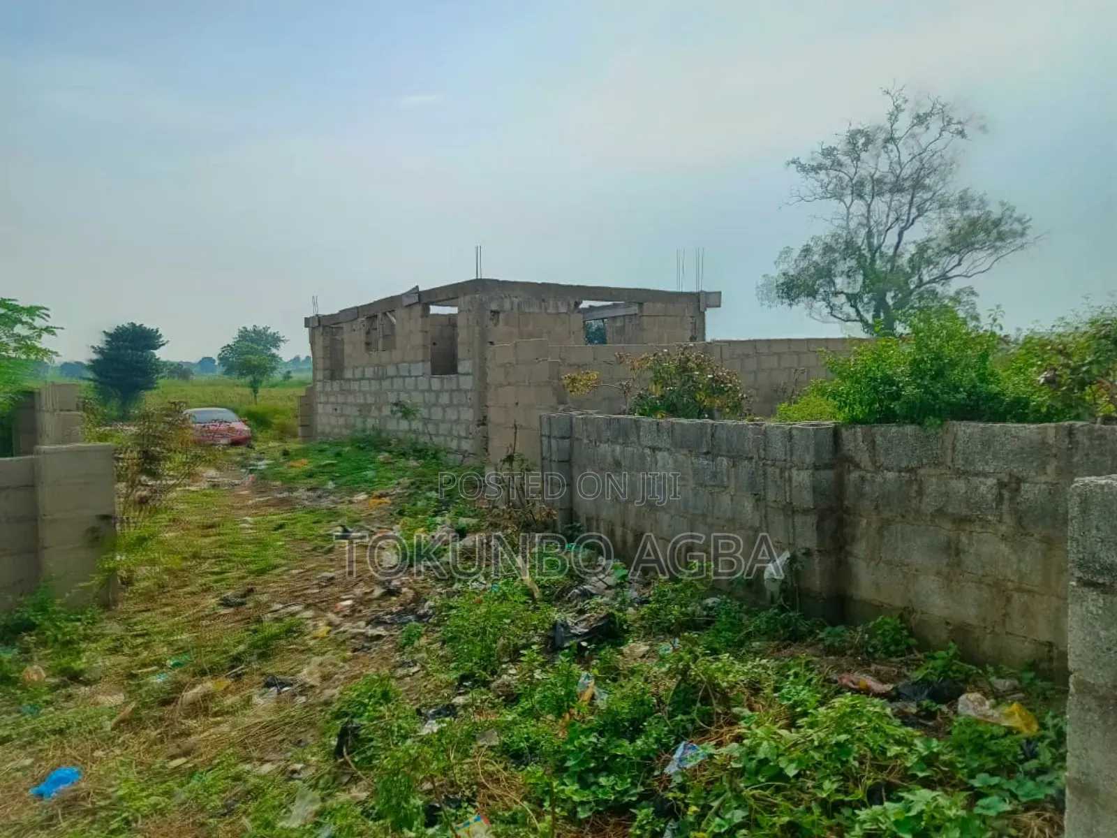 Over 1,000 SQM of Fenced Land With Borehole 5 Units of S/C Carcass in Giri