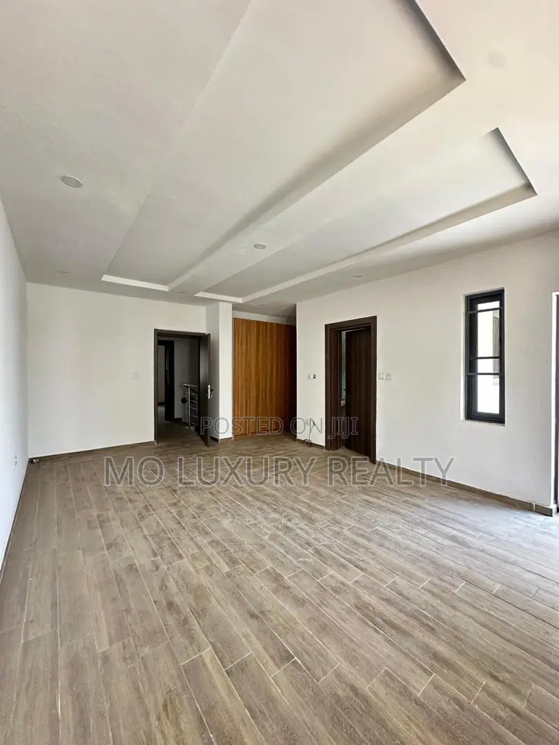 4bdrm Townhouse / Terrace in Ikate for rent in Ikate