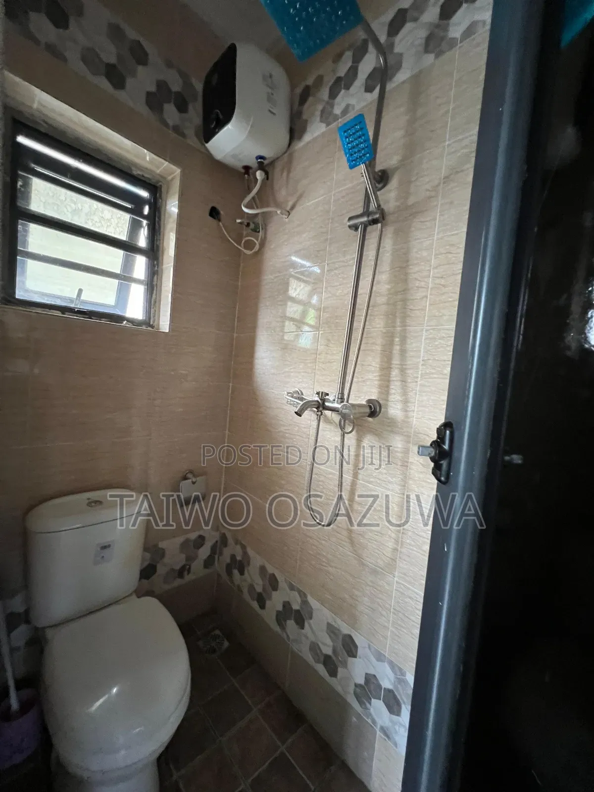 1bdrm Apartment in An Access Control for rent in Ilaje / Lekki