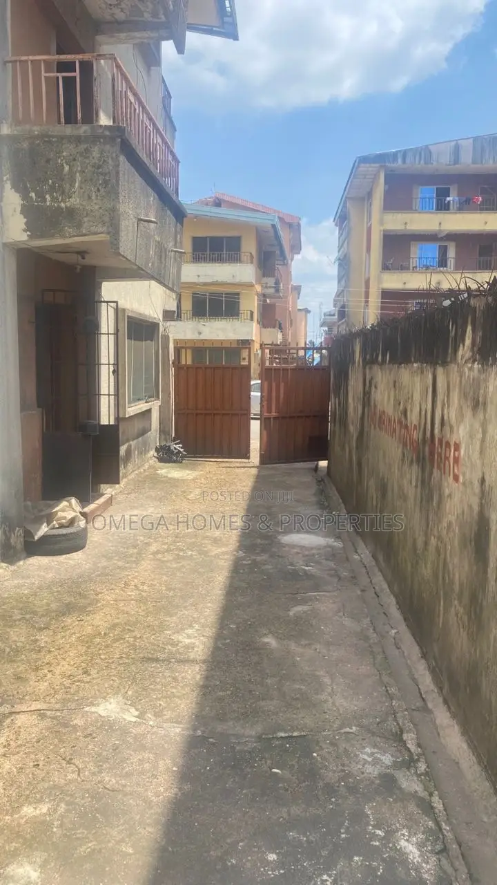3bdrm Block of Flats in Umuahia for sale in Umuahia