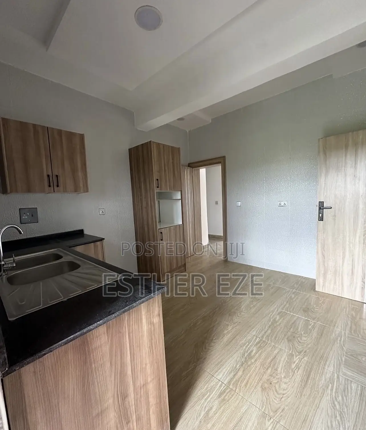 Furnished 2bdrm Apartment in Idu Industrial for sale in Idu Industrial