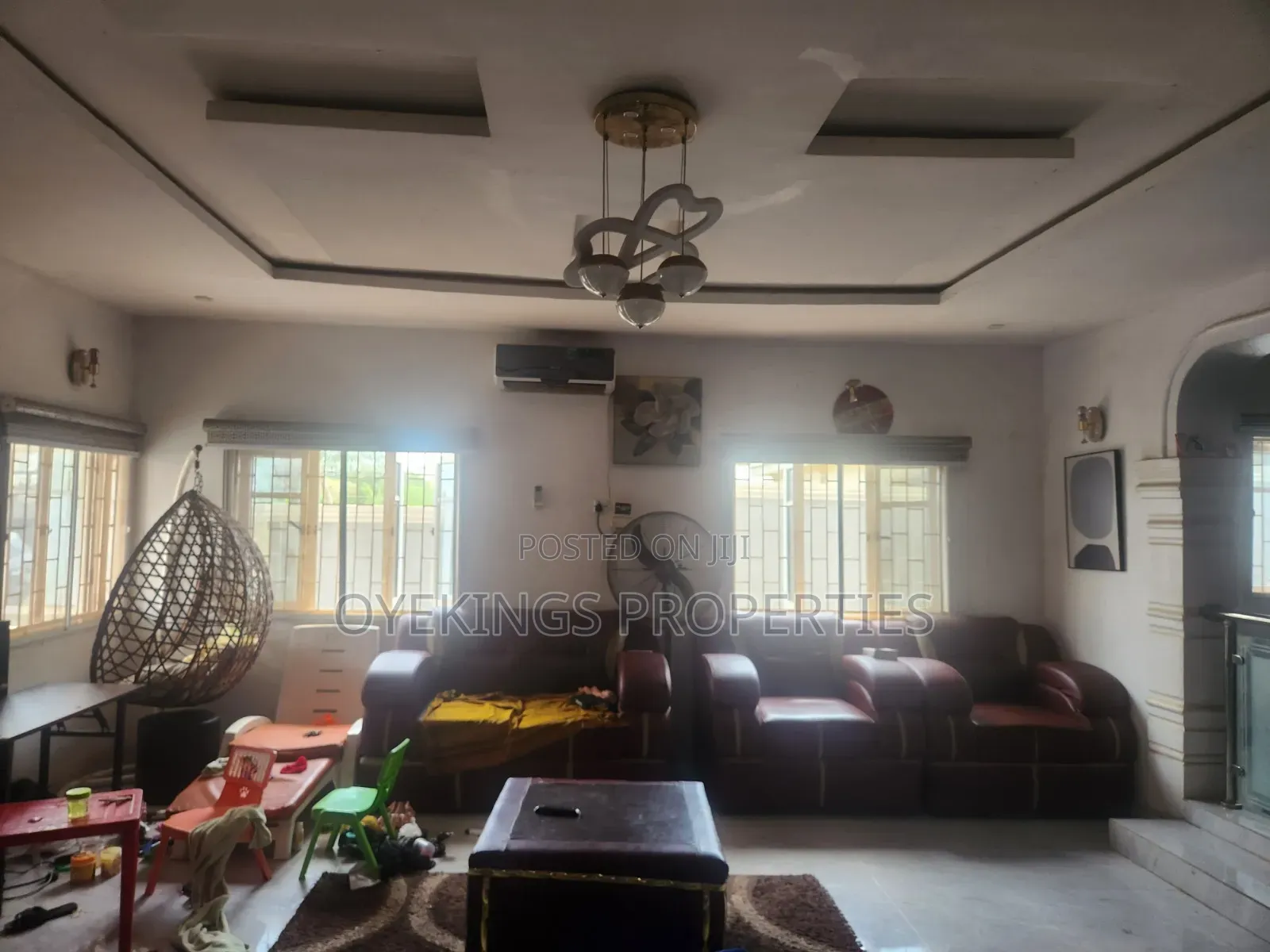 4bdrm Bungalow in Idishin Babajebu, Akala Express for sale in Akala Express