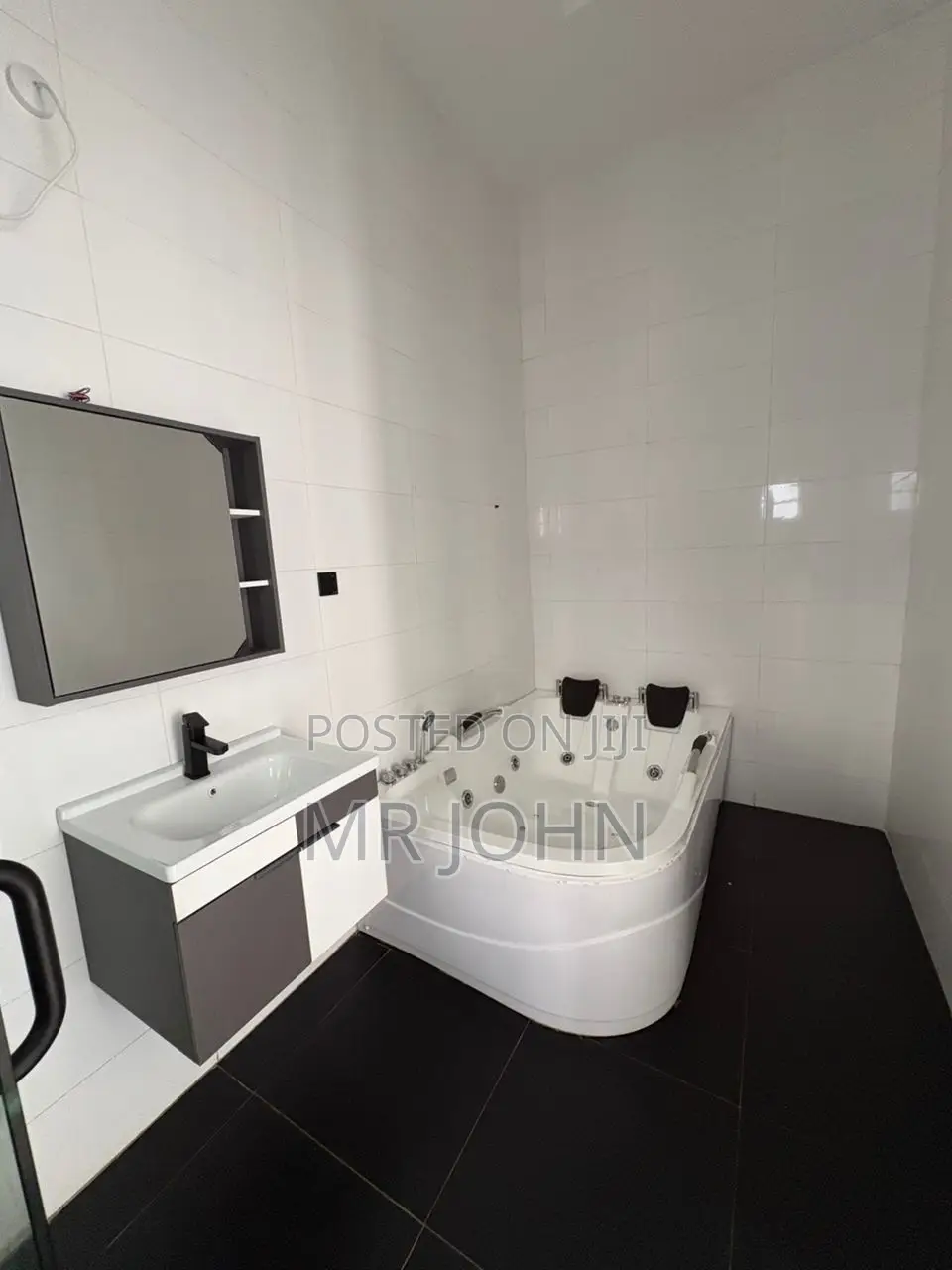 4bdrm House in Orchid Road Sam J, Lekki for rent in Lekki