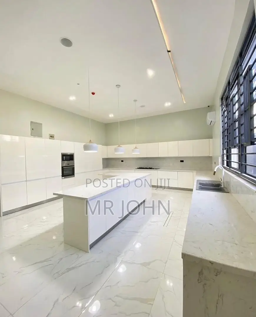 5bdrm Mansion in Ikoyi Island Owo Pr for rent in Ikoyi