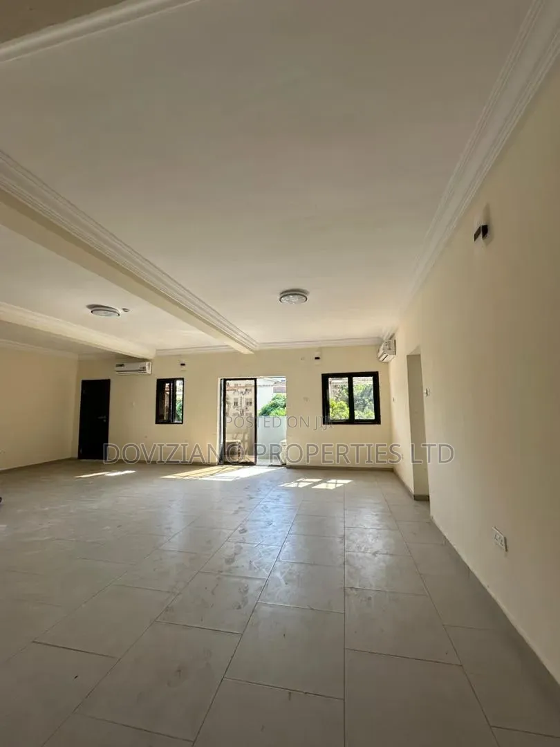 3bdrm Apartment in Lekki Phase 1 for rent in Lekki Phase 1