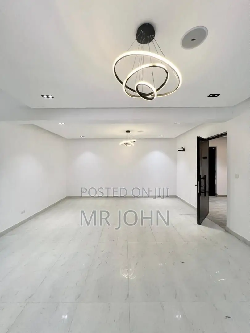 2bdrm Apartment in Ikate Owo Pr, Lekki for rent in Lekki
