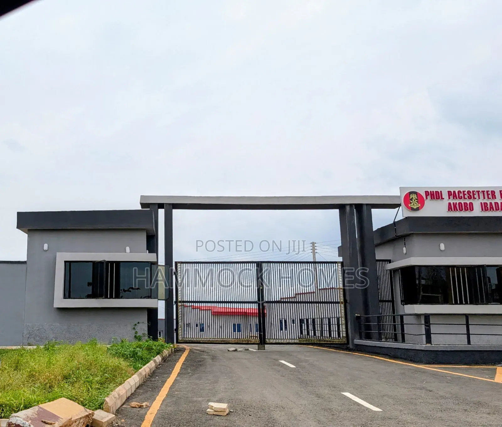 Plots of Land at PHDL Estate, Akobo. (24hrs Power Military Security) in Akobo