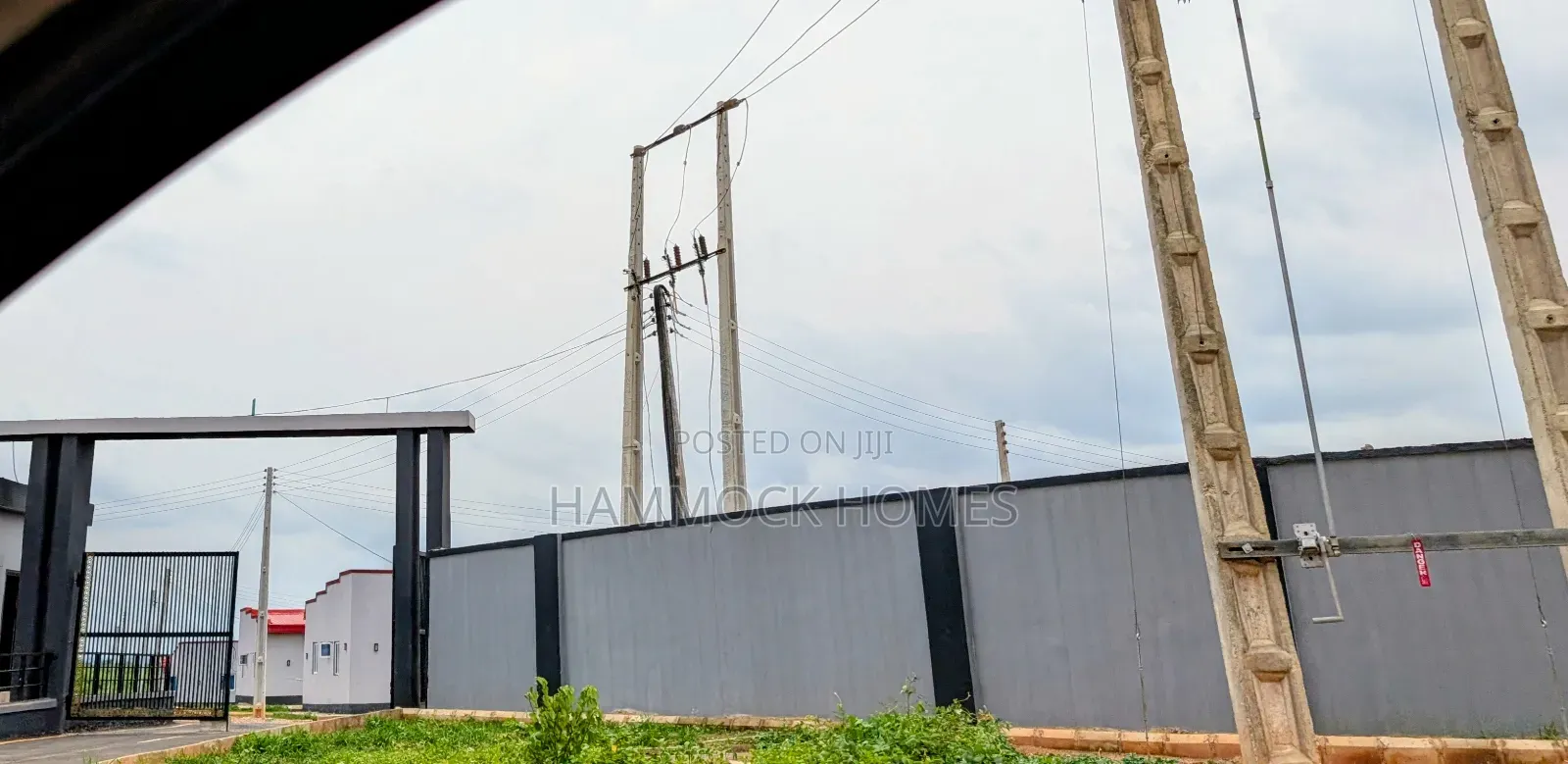 Plots of Land at PHDL Estate, Akobo. (24hrs Power Military Security) in Akobo