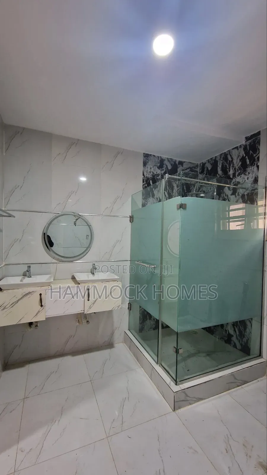 4bdrm Duplex in Emmanuel Estate, Idishin for sale in Idishin