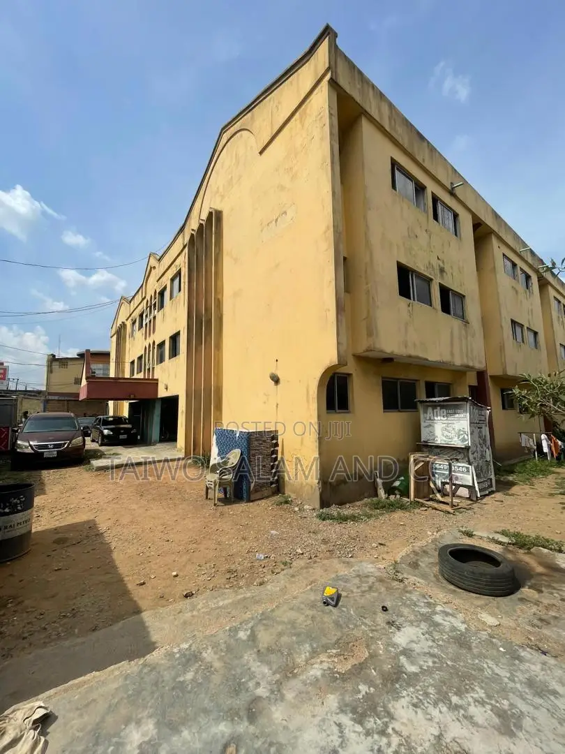 24 Unit Office Complex in Bodija