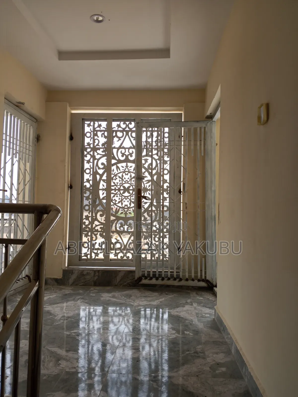 2bdrm Block of Flats in Along Jedo, Sabon Lugbe for rent in Sabon Lugbe