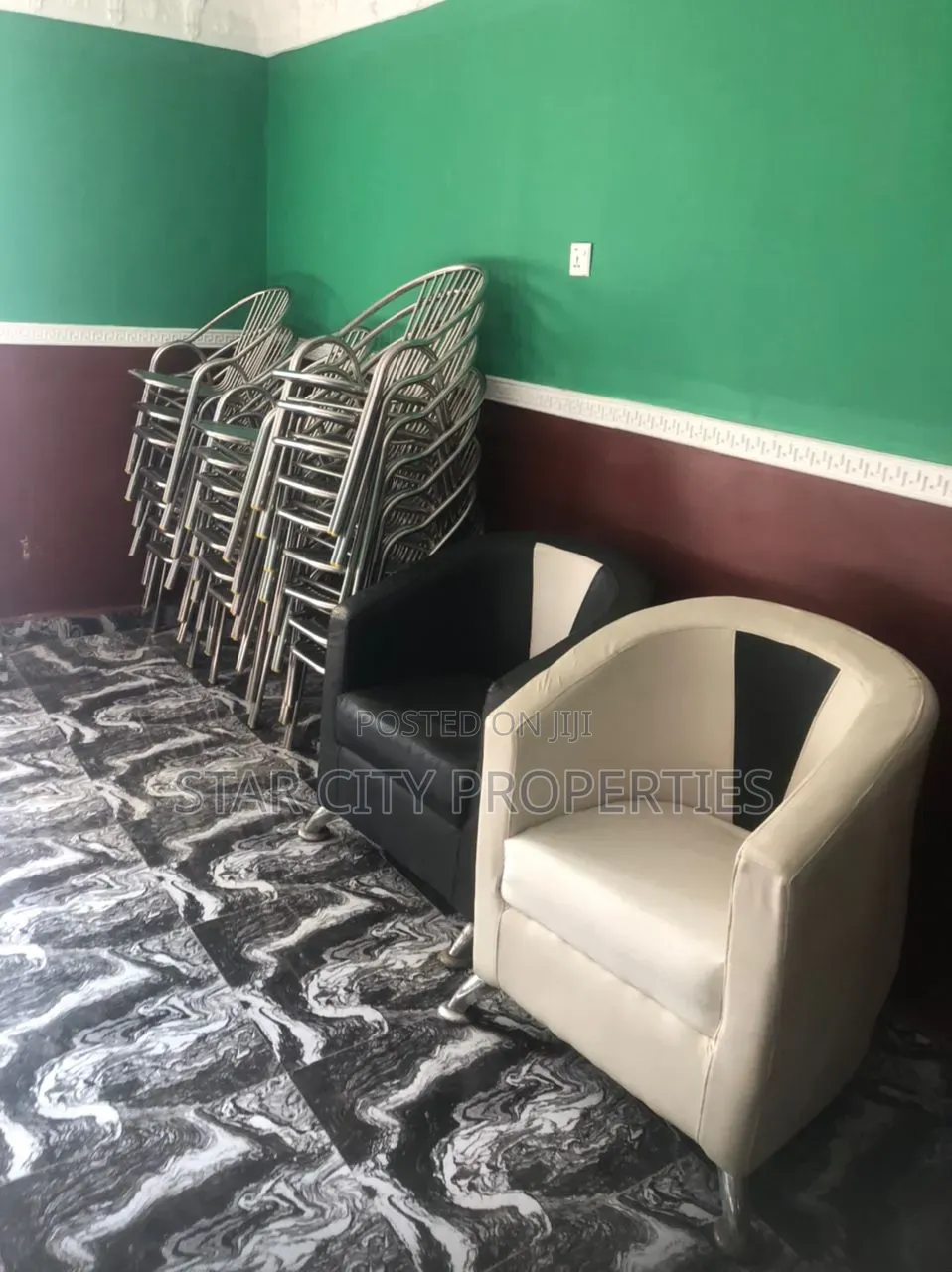 6 Rooms Guest House for Rent in Ilewe Ejigbo Lagos in Ejigbo / Ejigbo
