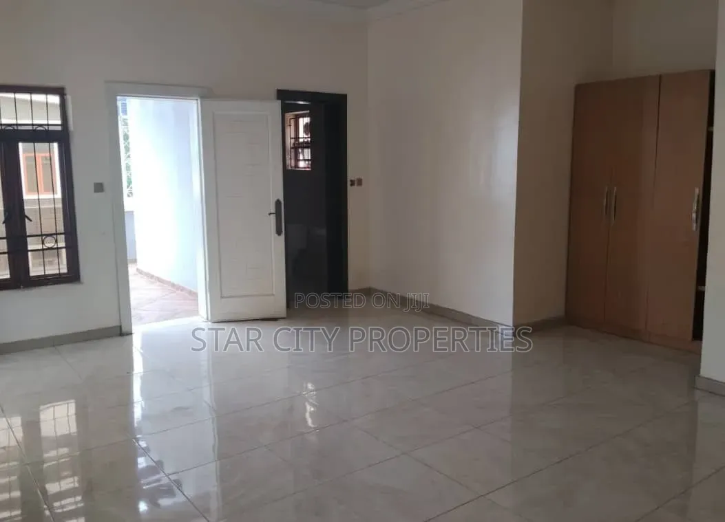 5bdrm Duplex in Ikeja Gra Lagos for rent in Ikeja GRA