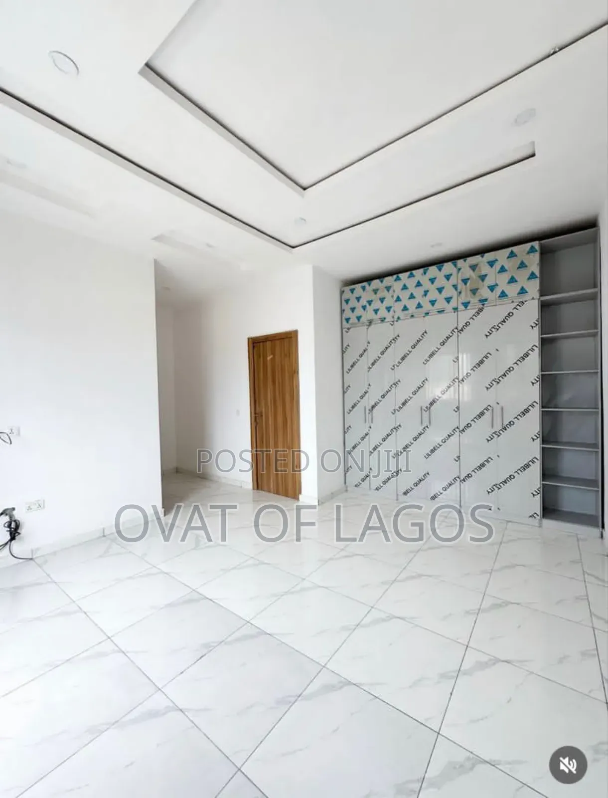 4bdrm Duplex in Ologolo for sale in Ologolo
