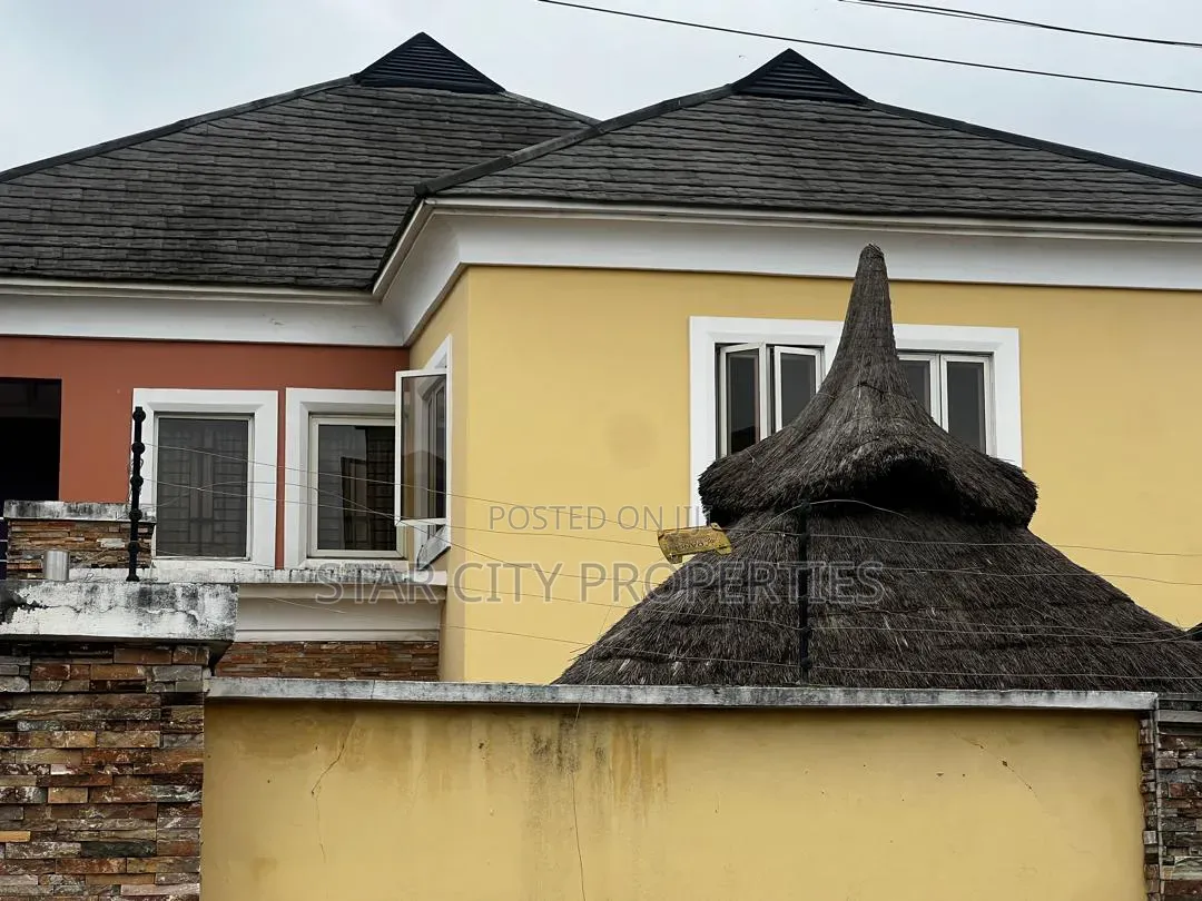 5bdrm Duplex in Isheri North Gra for sale in Isheri North