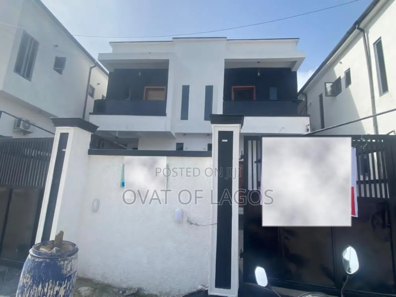 4bdrm Duplex in Ikota for rent in Ikota
