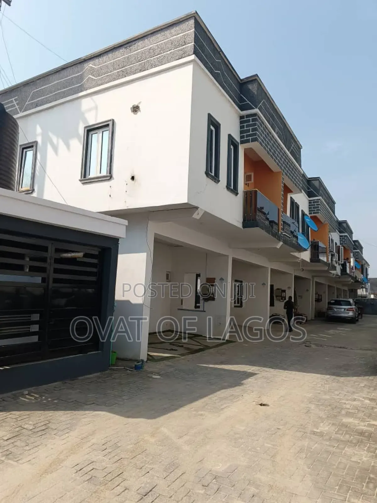4bdrm Duplex in Ikota Villa for rent in Ikota