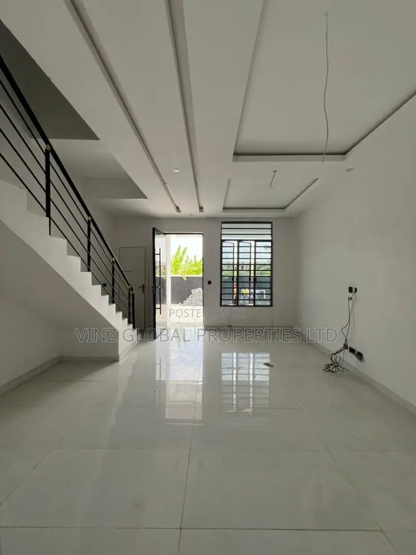 3bdrm Duplex in Ajah for rent in Ajah