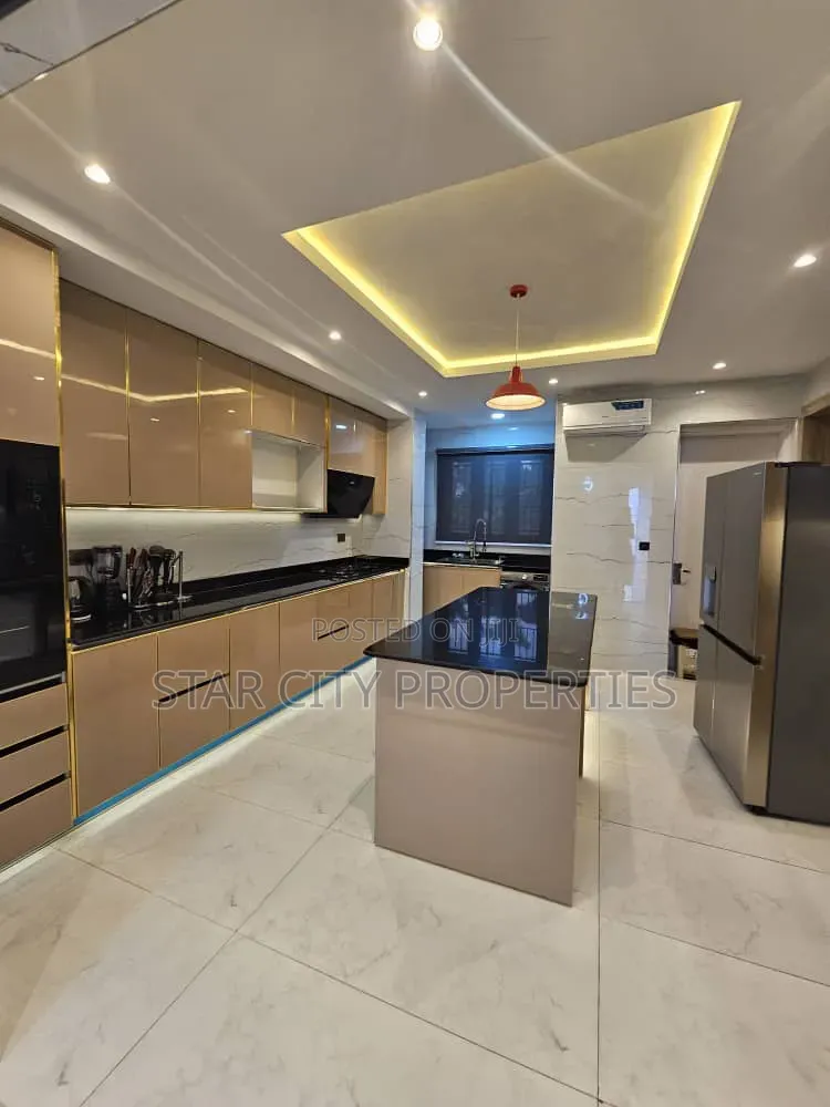 Furnished 4bdrm Townhouse / Terrace in Ikeja Lagos for rent in Ikeja GRA