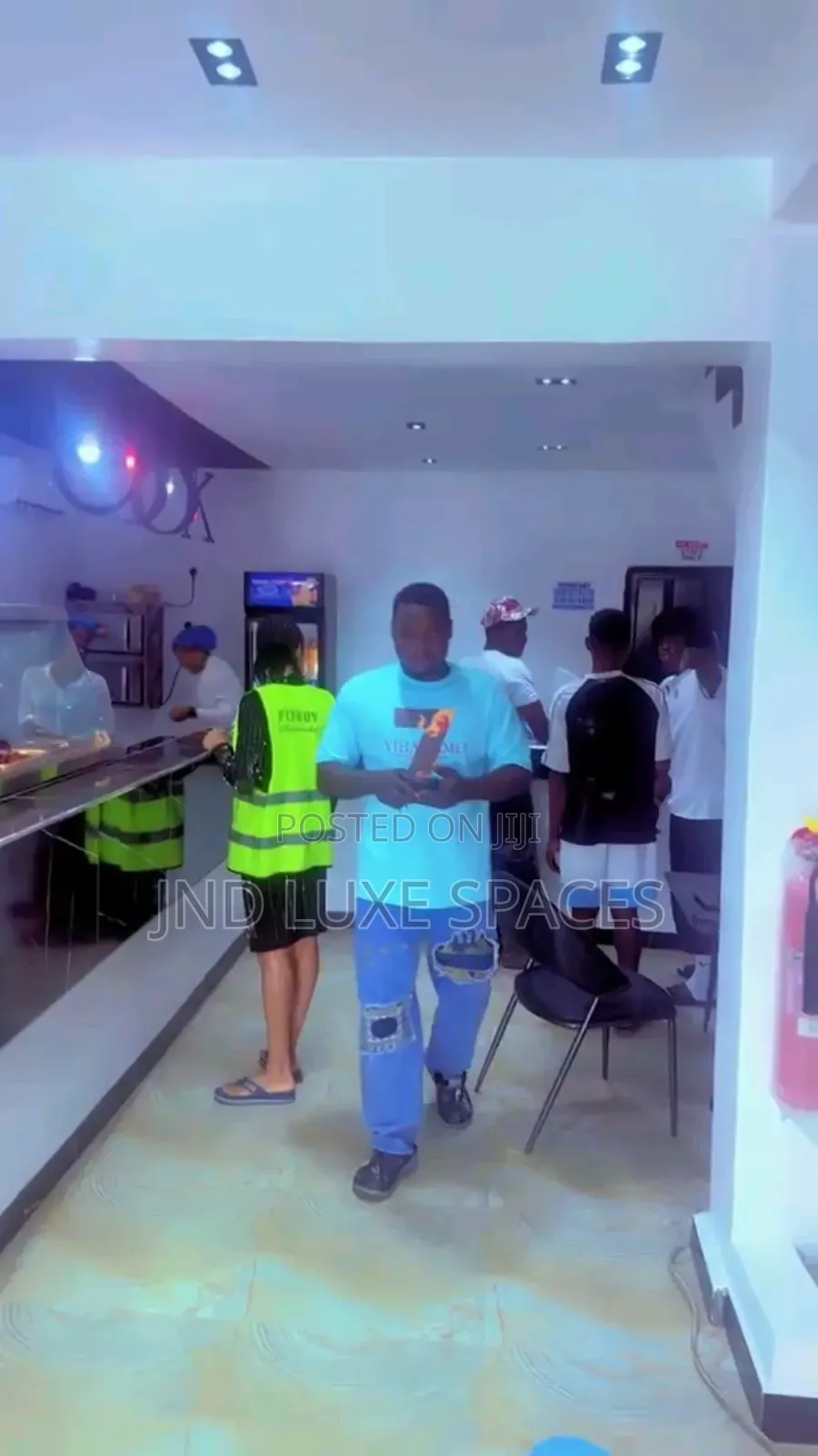 Remarkable Restaurant With All Its Equipment in Ajah