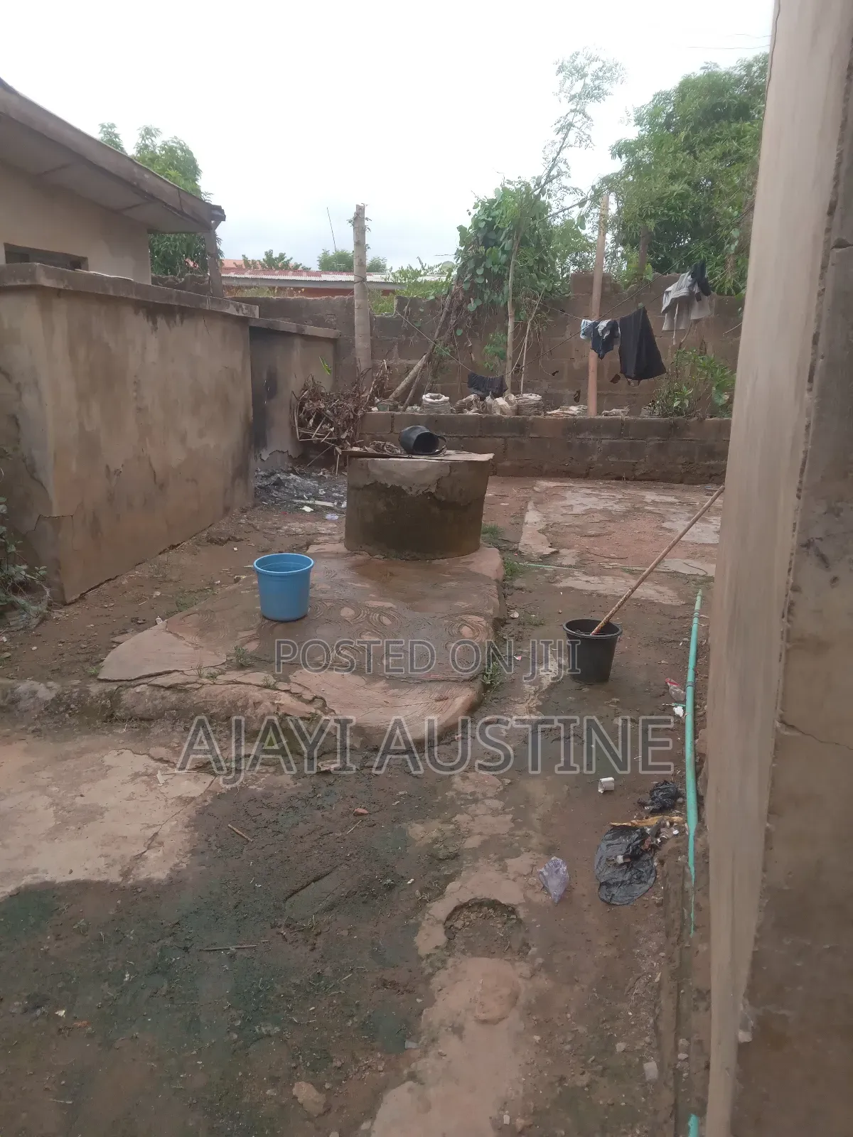 3bdrm Block of Flats in Oluwatuyi Street, Akure for sale in Akure