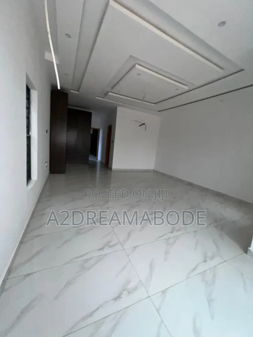4bdrm Duplex in Omole Phase 1 for rent in Omole Phase 1