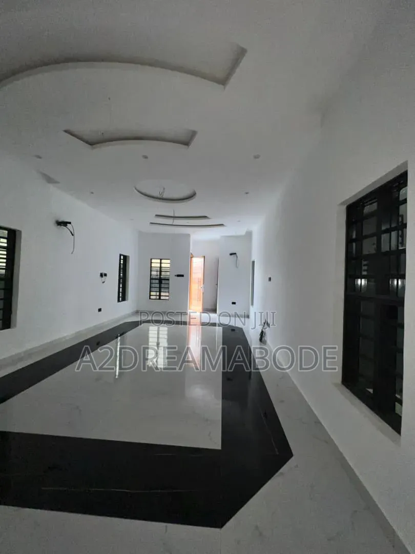 4bdrm Duplex in Omole Phase 1 for rent in Omole Phase 1