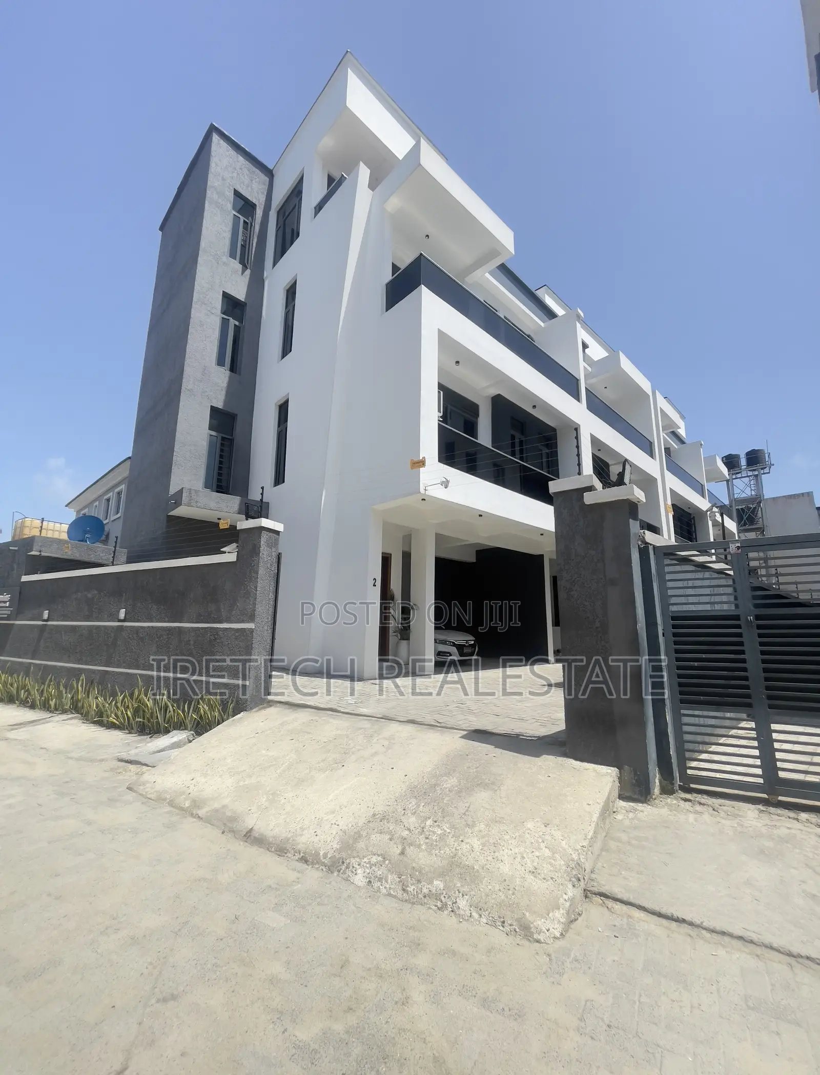 4bdrm Townhouse/Terrace in Ologolo By Osapa, Lekki Phase 1 for sale in Lekki Phase 1