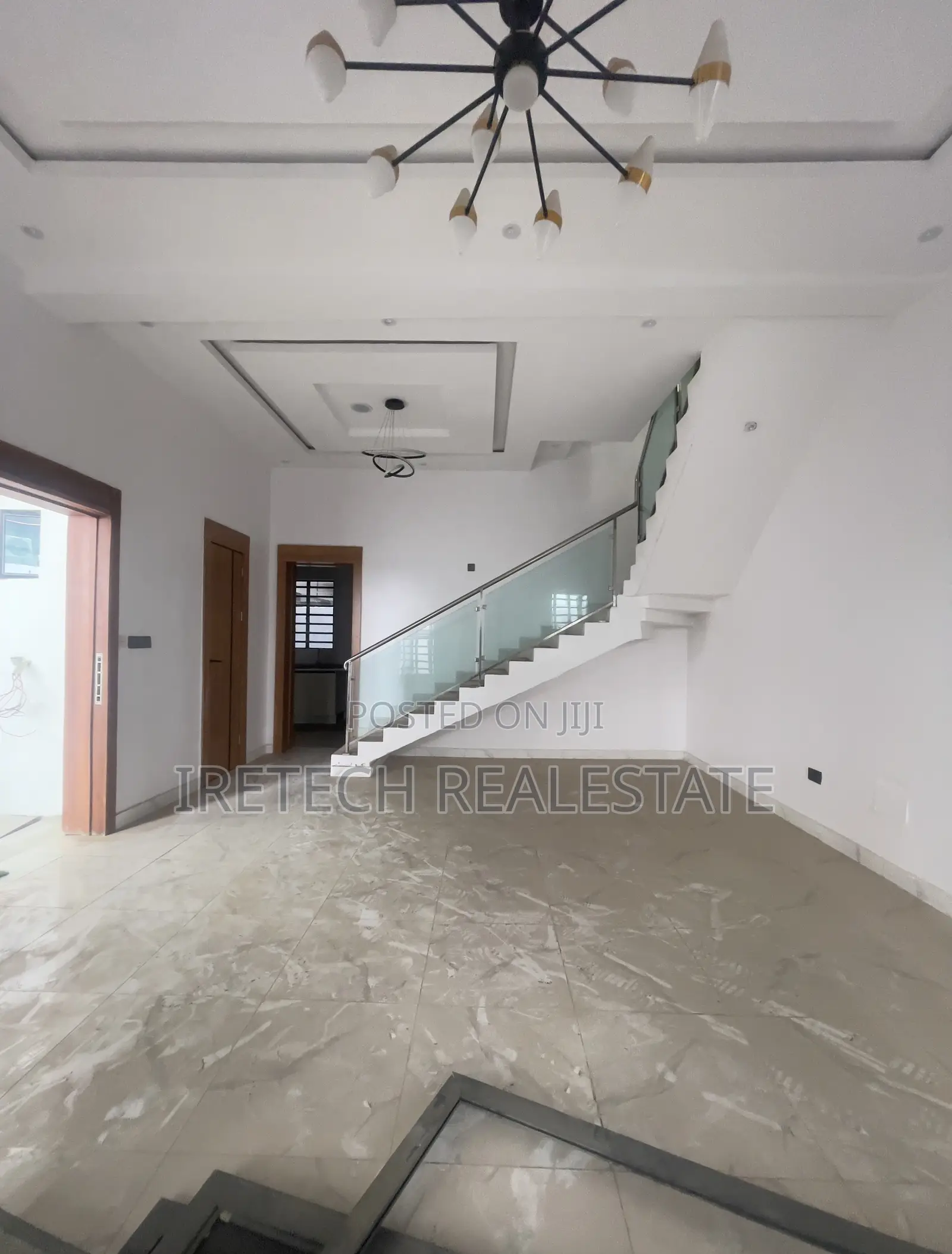 4bdrm Townhouse/Terrace in Ologolo Osapa, Lekki Expressway for sale in Lekki Expressway