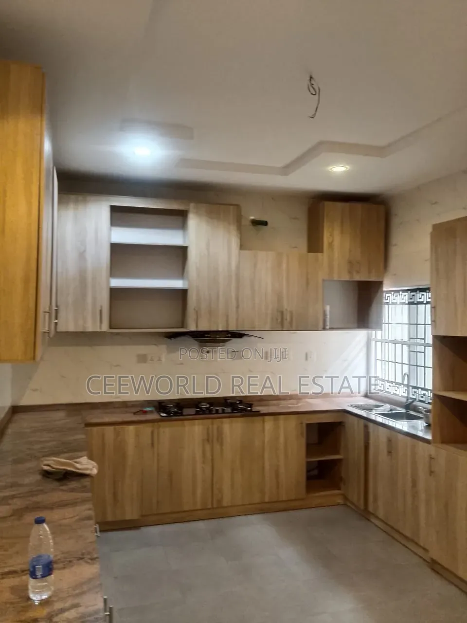 4bdrm Duplex in Kolapo Ishola Gra, Akobo for rent in Akobo