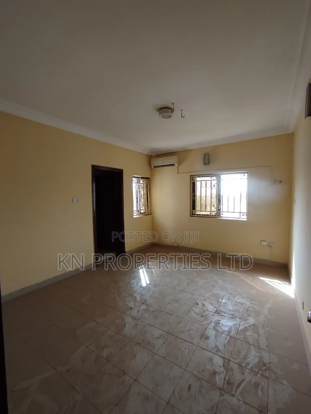 For Rent 3 Bedroom Flat With Bq in Wuse 2