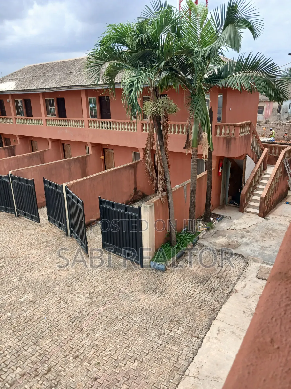 Fully Operational 20 Rooms Hotel Along Lasu Rd Odo-Eran B/Stop Igando in Igando / Ikotun/Igando