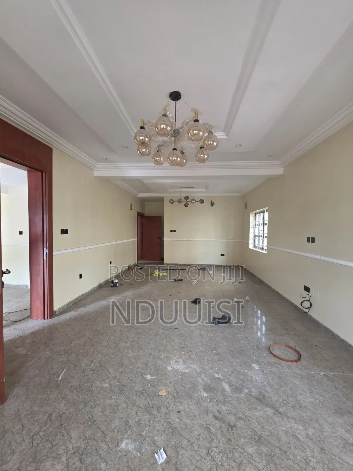 6bdrm Duplex in Carlton Gate Estate, Chevron for sale in Chevron
