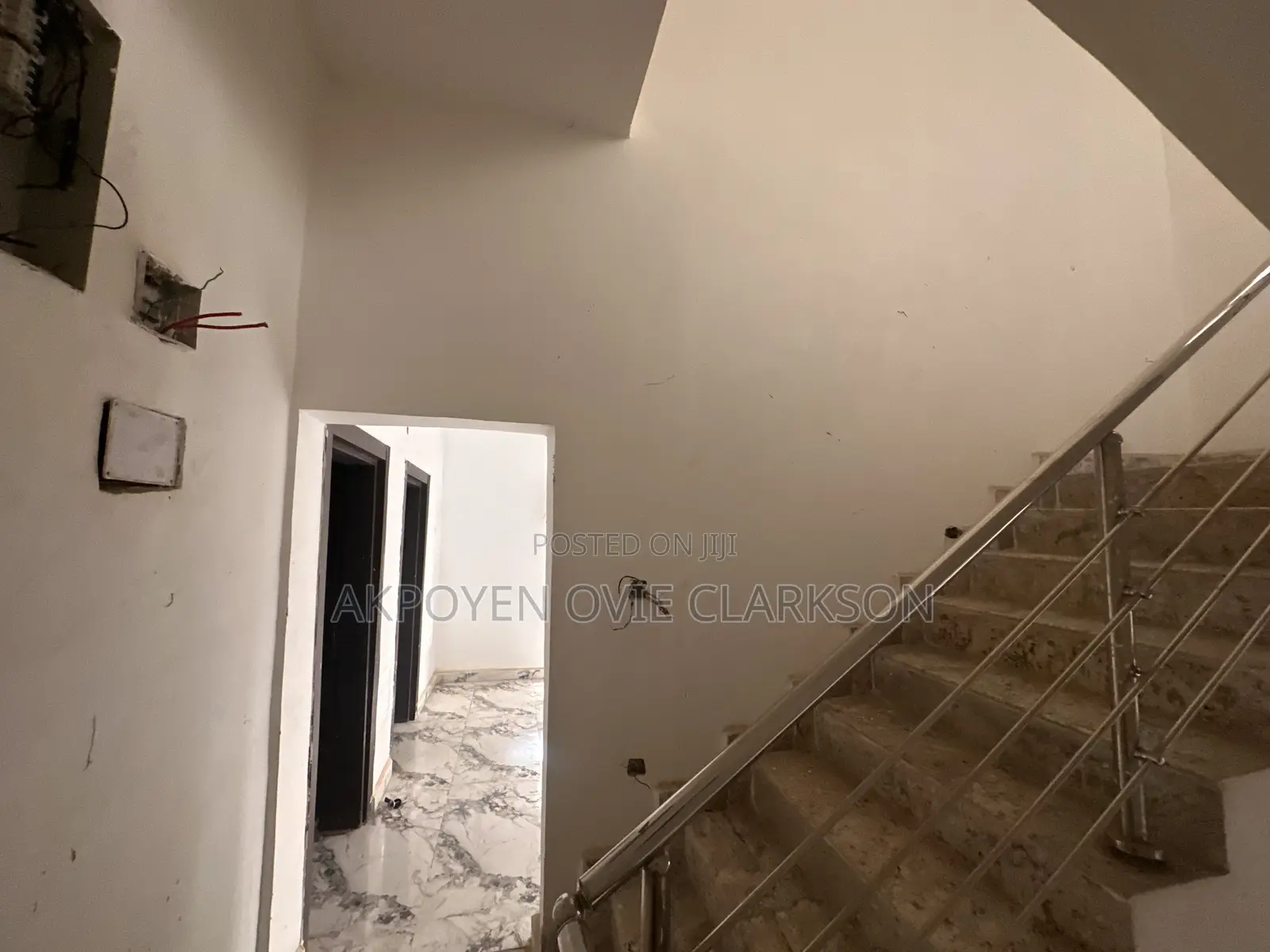 5bdrm Duplex in Idu for sale in Idu