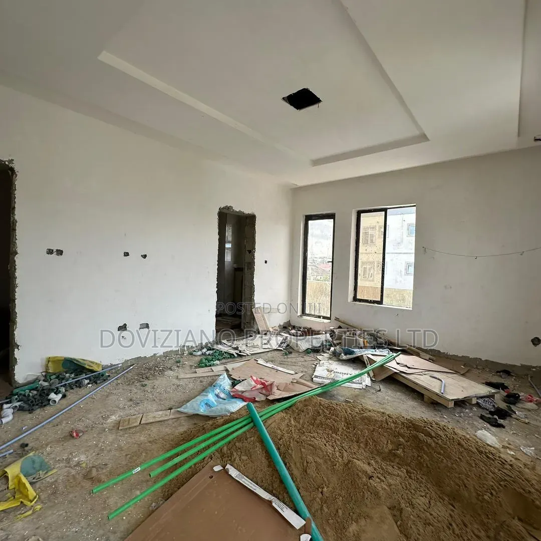 2bdrm Apartment in Victoria Island Extension for sale in Victoria Island Extension