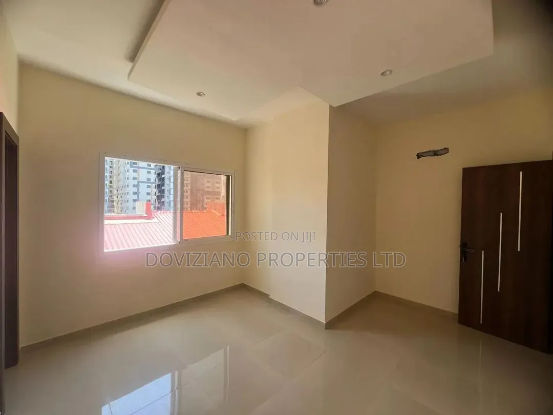 2bdrm Apartment in Victoria Island Extension for sale in Victoria Island Extension