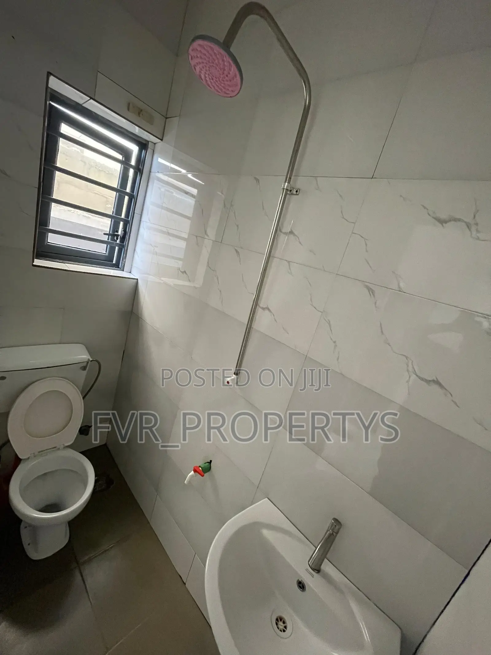 Bq Shared Apartment in Ikota