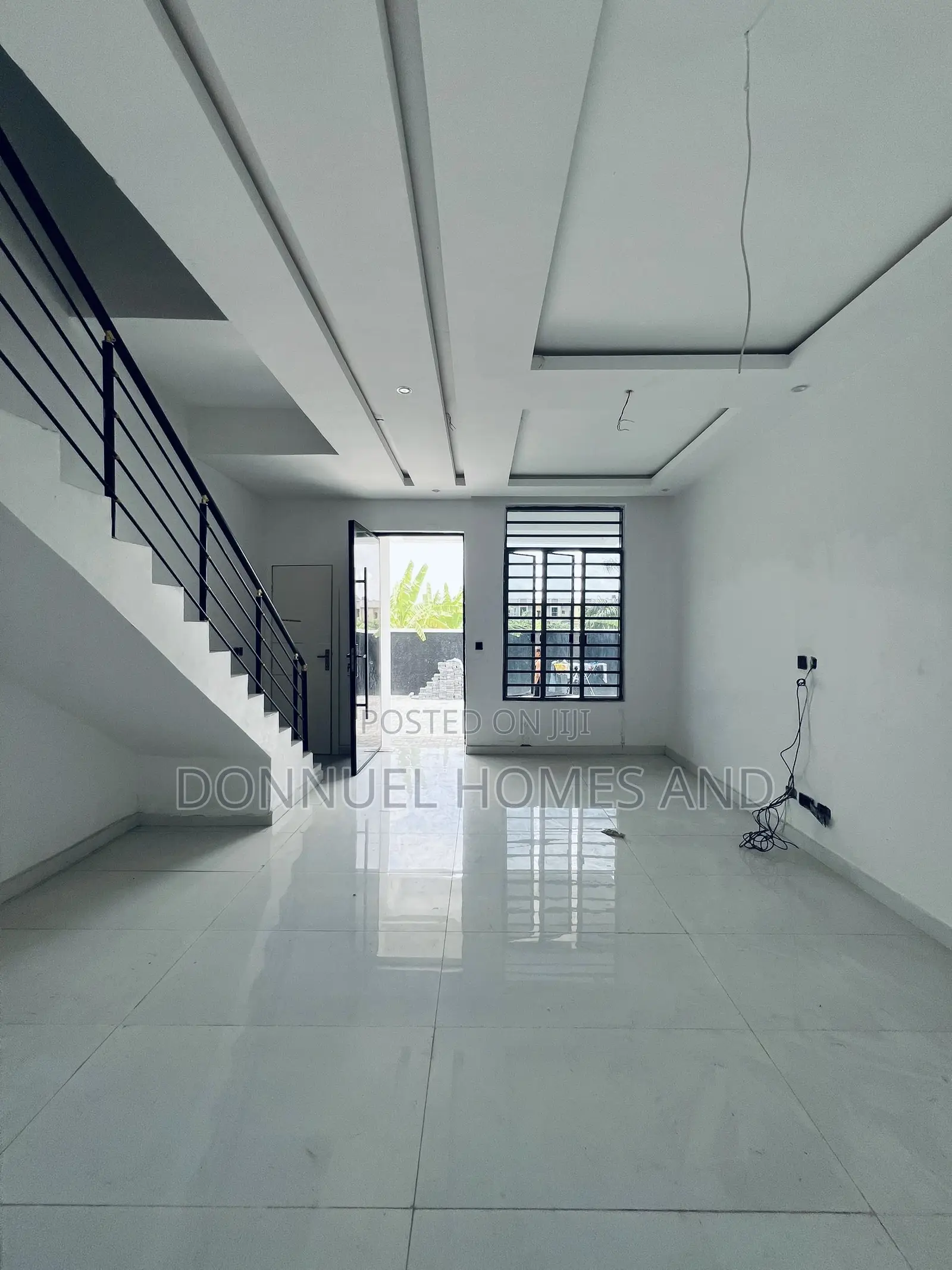 3bdrm Townhouse / Terrace in Lekki Expressway for rent in Lekki Expressway