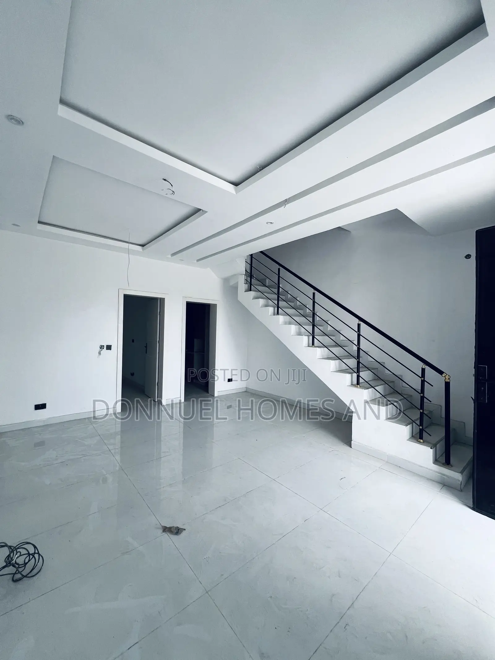 3bdrm Townhouse / Terrace in Lekki Expressway for rent in Lekki Expressway