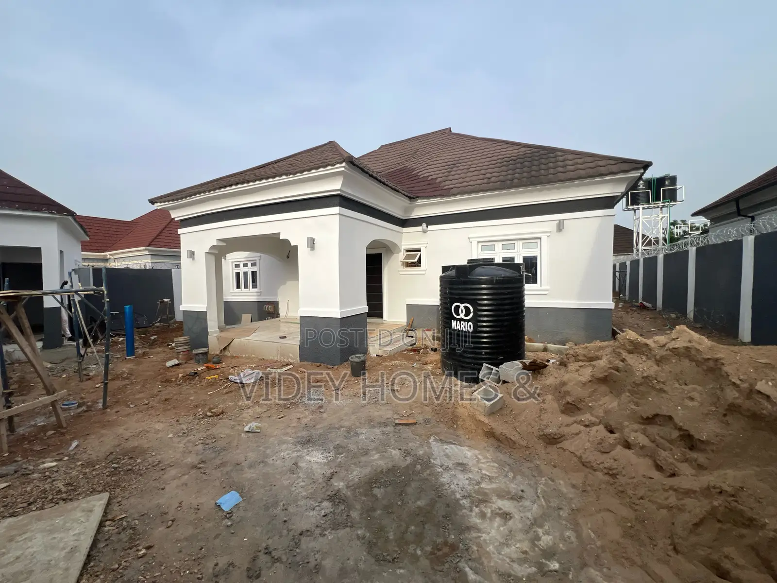 3bdrm Bungalow in Standard Estate, Galadimawa for rent in Galadimawa