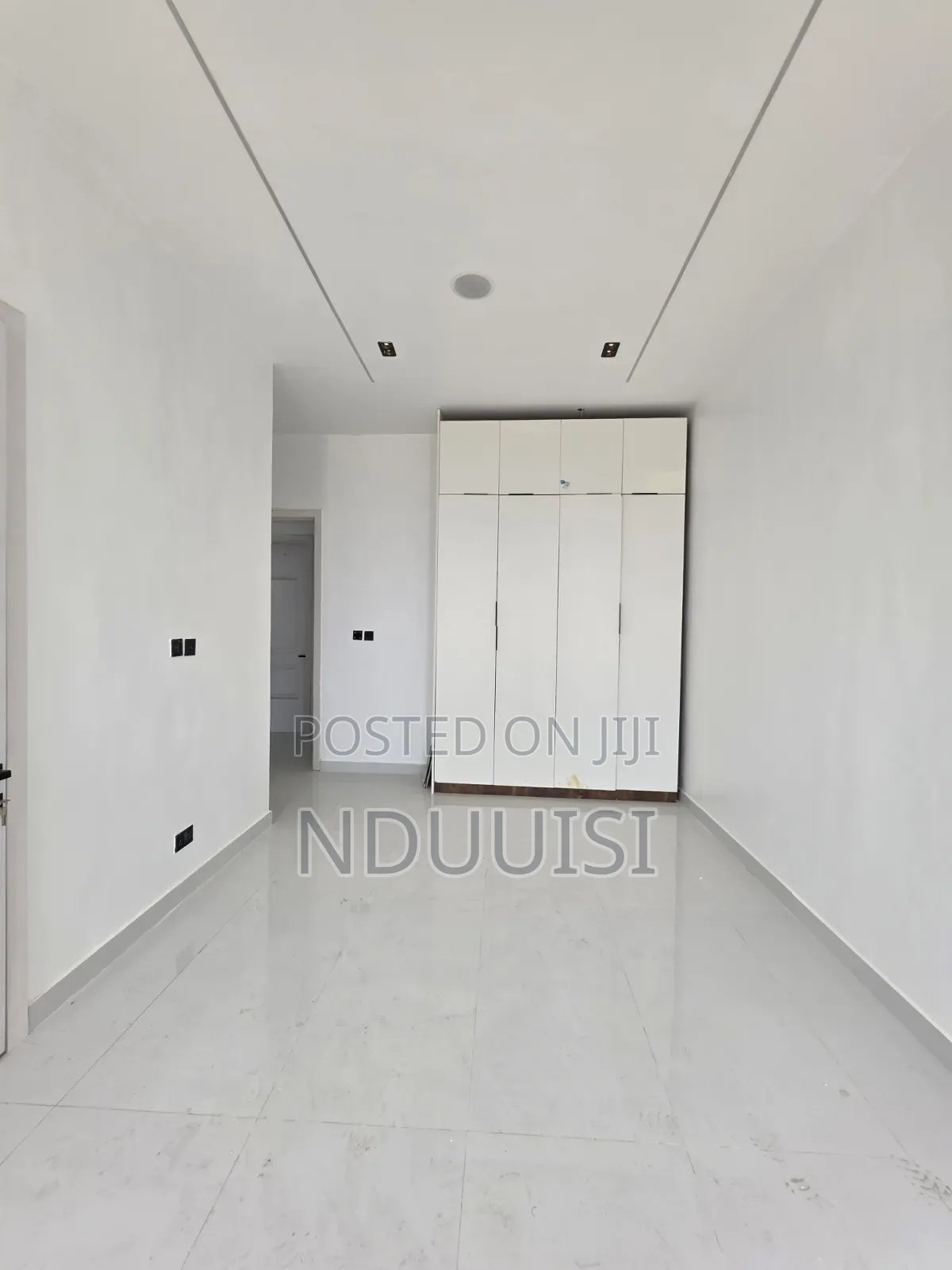 5bdrm Townhouse/Terrace in Lekki Phase 1 for sale in Lekki Phase 1