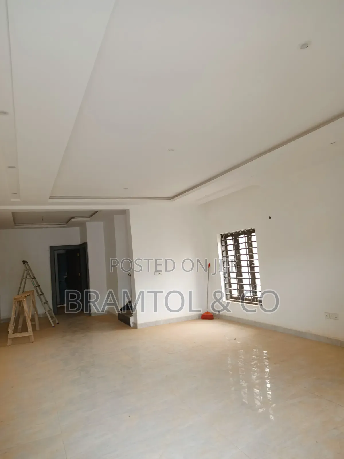 4bdrm Townhouse / Terrace in Mabushi for rent in Mabushi