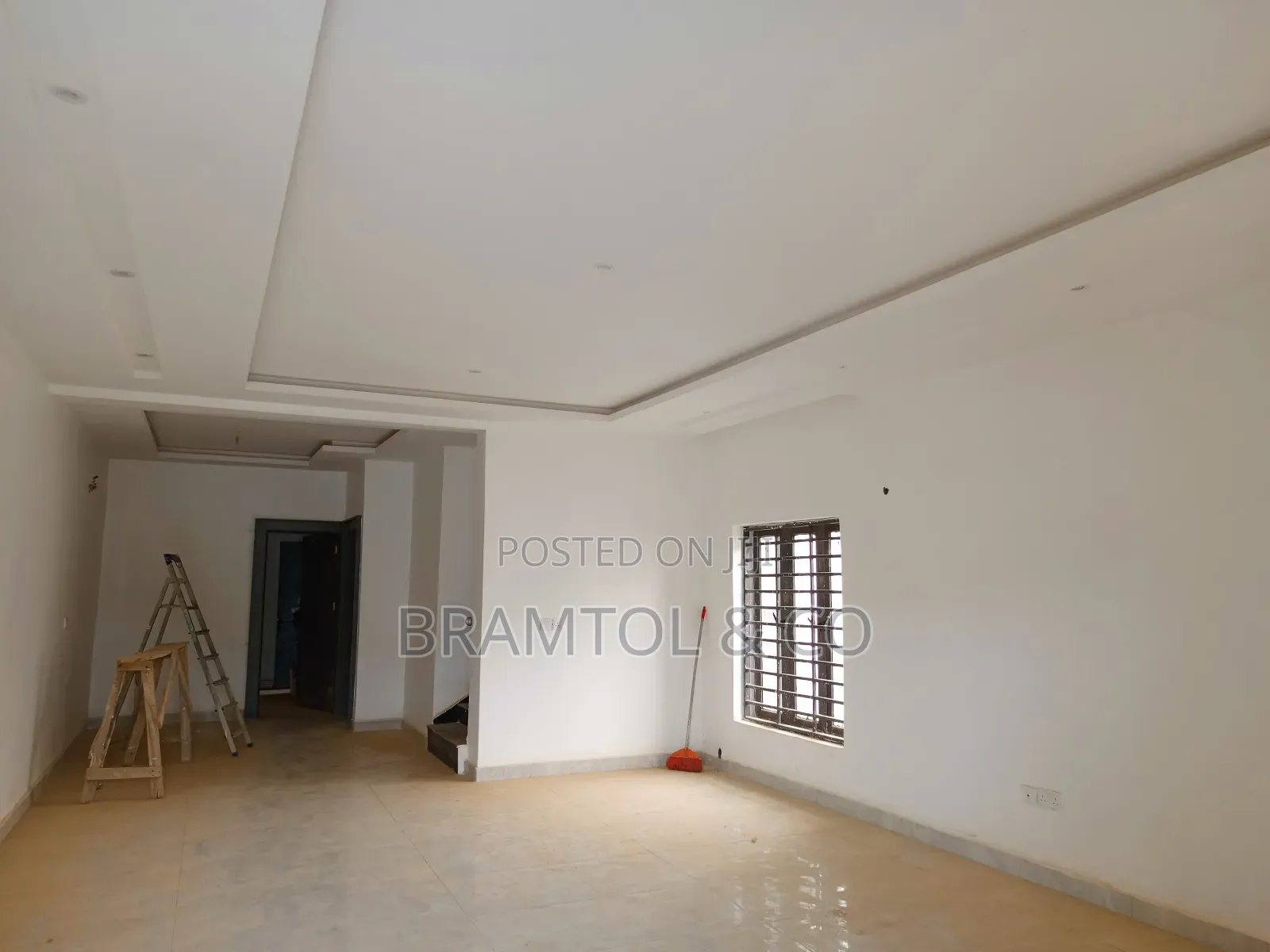 4bdrm Townhouse / Terrace in Mabushi for rent in Mabushi