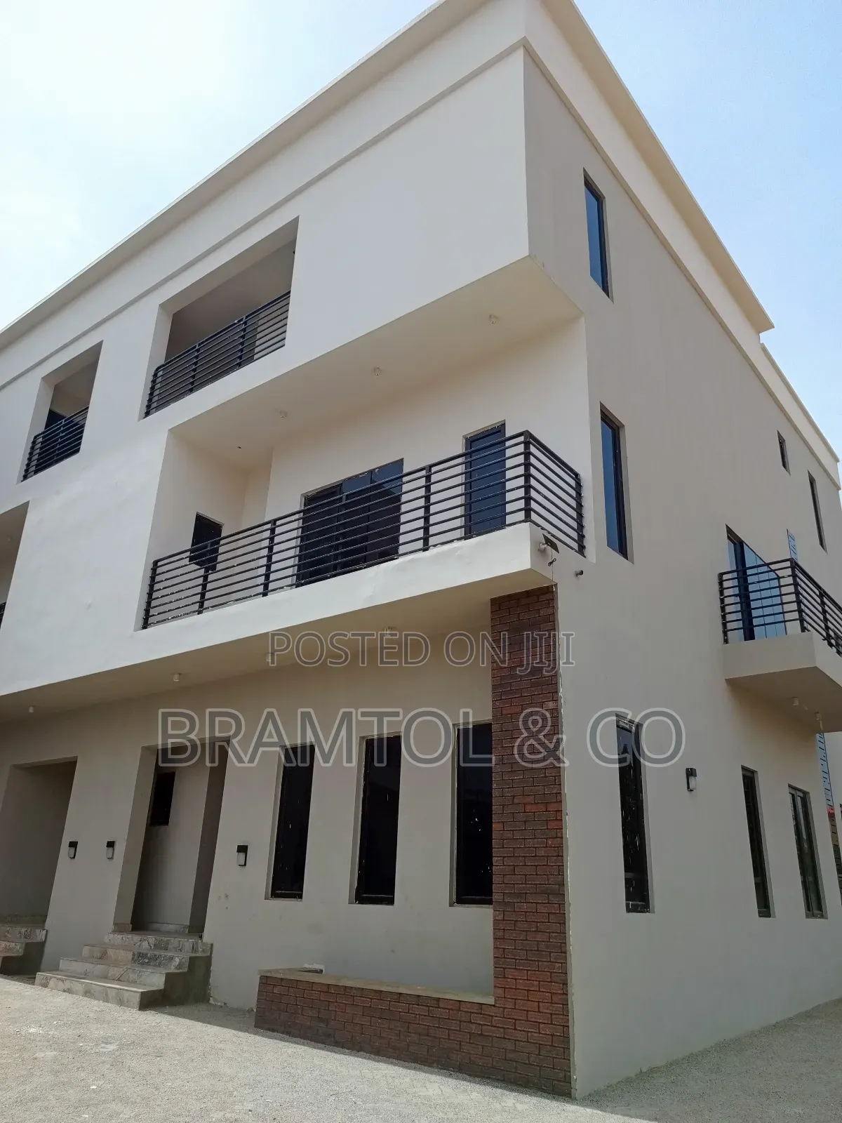 4bdrm Townhouse / Terrace in Mabushi for rent in Mabushi