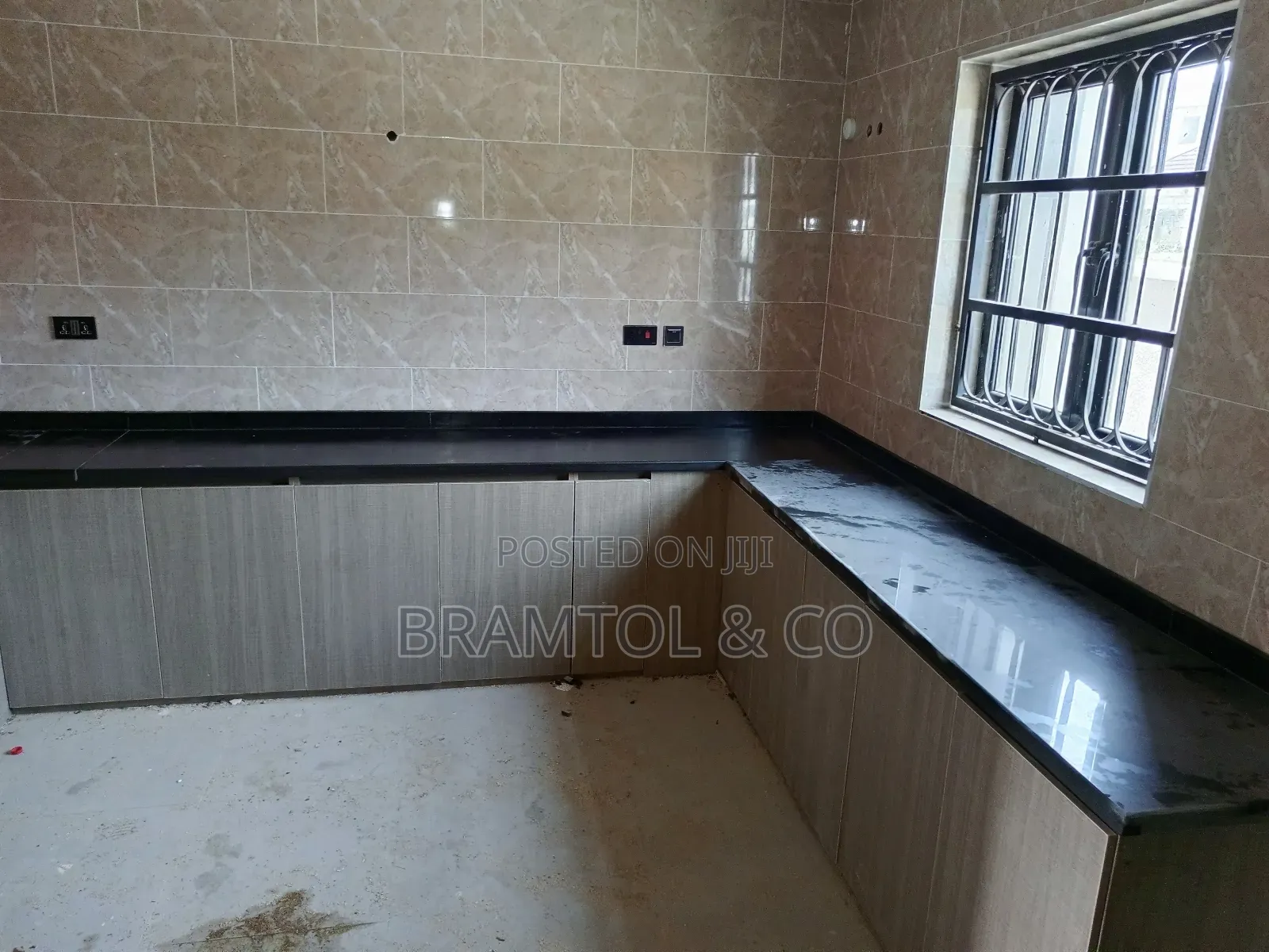 4bdrm Townhouse / Terrace in Mabushi for rent in Mabushi
