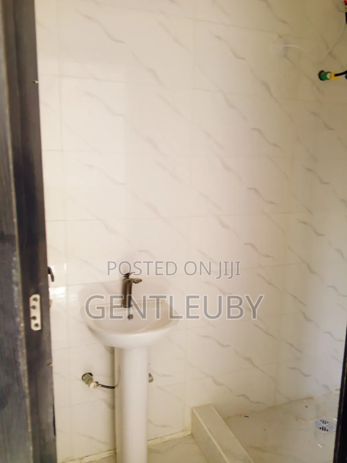 2bdrm Apartment in Igbo Fon, Lekki Phase 1 for rent in Lekki Phase 1