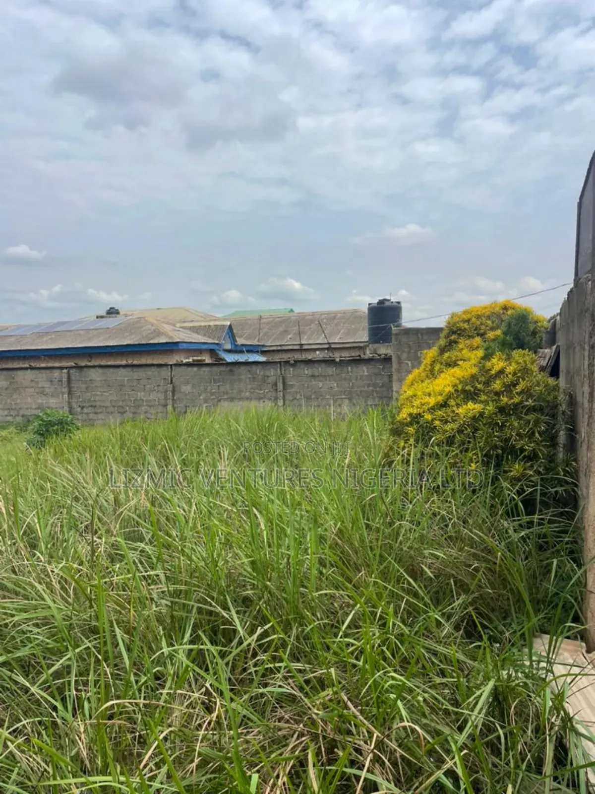 3 Bedroom Flat Tolet for Commercial Use in Igando / Ikotun/Igando