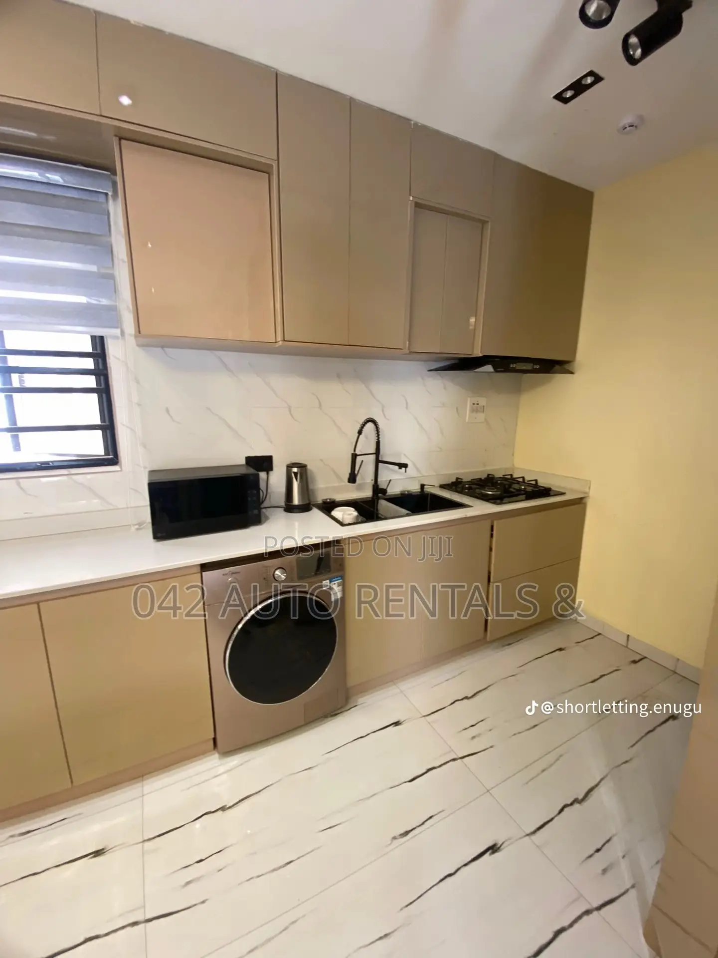 2 Bedroom With Ps5 and Pool in Enugu