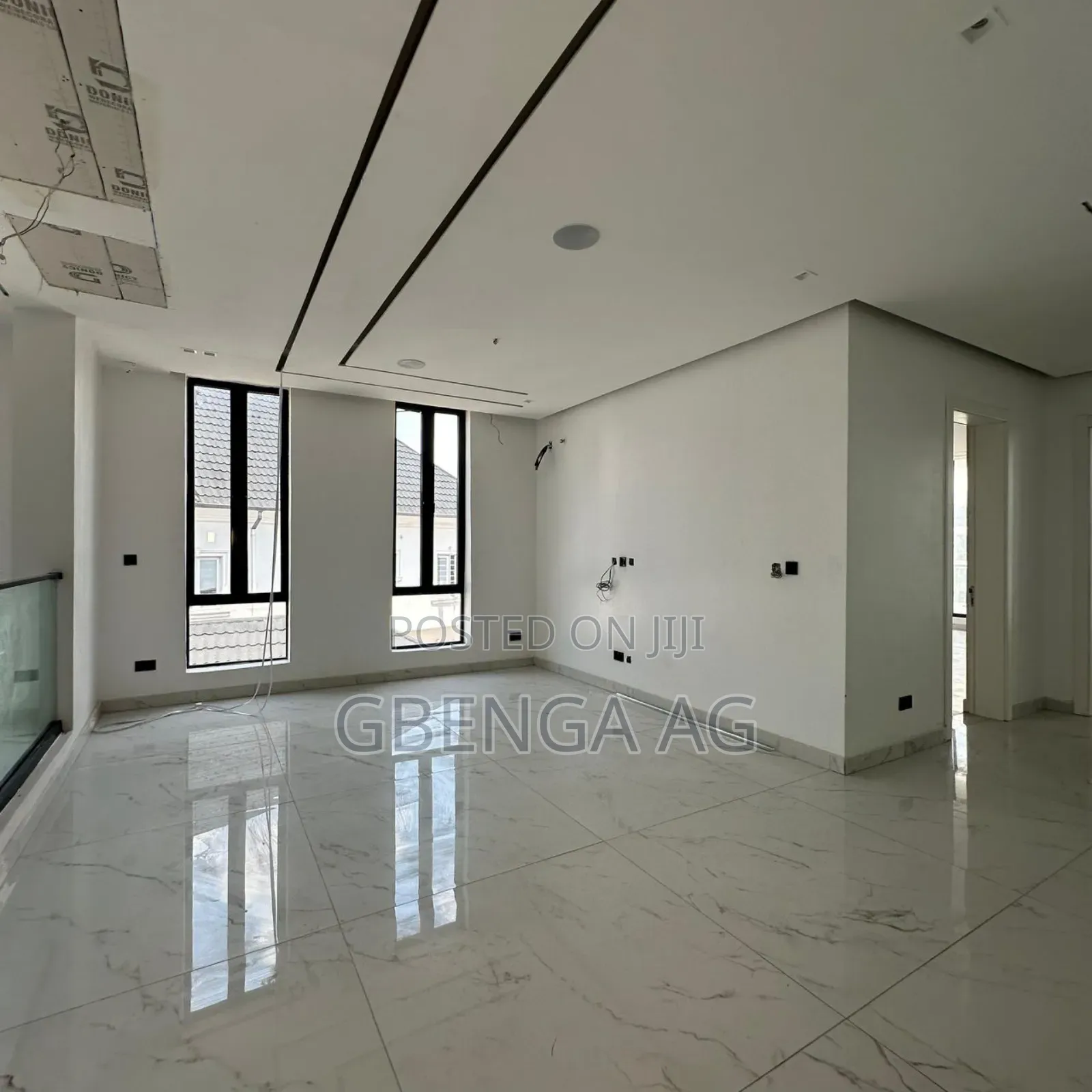 Furnished 5bdrm Duplex in Ikate for sale in Ikate